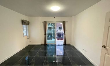 3 Bedroom House for sale at Green View Home