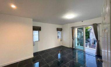 3 Bedroom House for sale at Green View Home