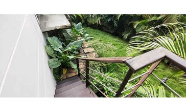 Espectacular casa de 220 M2 en 765 mill en #lamesacund con piscina