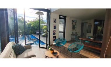 Espectacular casa de 220 M2 en 765 mill en #lamesacund con piscina