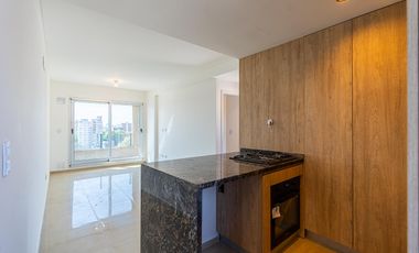 Cochera en venta planta baja  Luis Agote Rosario