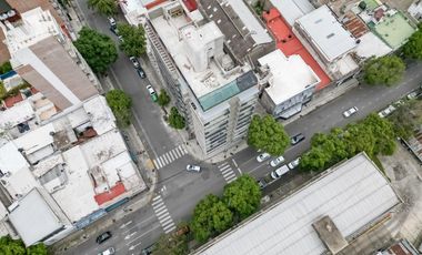 Cochera en venta planta baja  Luis Agote Rosario