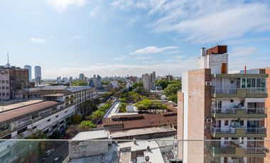 Cochera en venta planta baja  Luis Agote Rosario