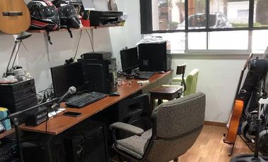 Casa en venta - 4 Dormitorios 3 Baños - Cocheras - 1.100Mts2 - Presidente Perón
