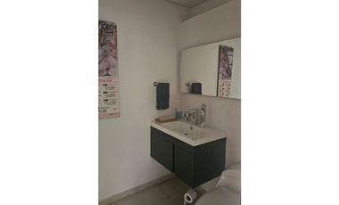 72 CON 4TA OFICINA ARRIENDO 169.24M2  3 GRAJES $16MILL