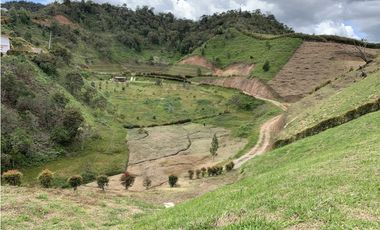 Lote en Venta en Vía San Vicente - El Peñol, para 3 Construcciones.