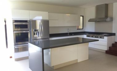 HERMOSA   Y AMPLIA CASA LA CALERA