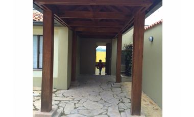 HERMOSA   Y AMPLIA CASA LA CALERA