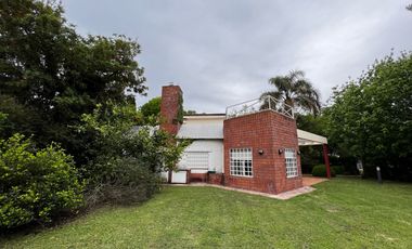 Casa en  Cotos de  la alameda Roldán