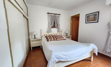Casa en  Cotos de  la alameda Roldán