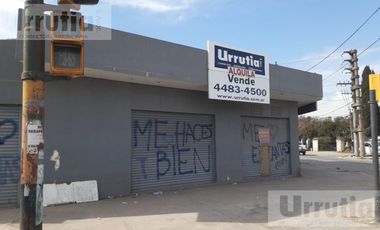 Local en alquiler sobre Acceso Oeste y puente Gnecco