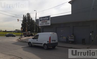 Local en alquiler sobre Acceso Oeste y puente Gnecco