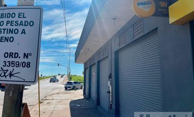 Local en alquiler sobre Acceso Oeste y puente Gnecco
