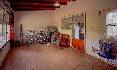 VENTA - Casa - 3 dormitorios - Alvear