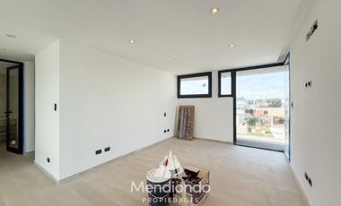 Casa 4 amb con piscina y cochera doble en Barrio Privado Tierras del Mar