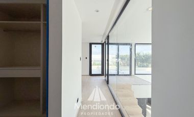 Casa 4 amb con piscina y cochera doble en Barrio Privado Tierras del Mar
