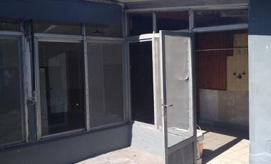 Casa en Berazategui en Venta 4 Ambientes Zona Estación de Berazategui. Bajó de precio.