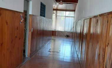 Casa en Berazategui en Venta 4 Ambientes Zona Estación de Berazategui. Bajó de precio.