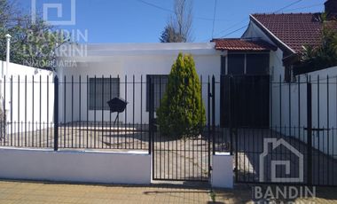 Casa en Berazategui en Venta 4 Ambientes Zona Estación de Berazategui. Bajó de precio.