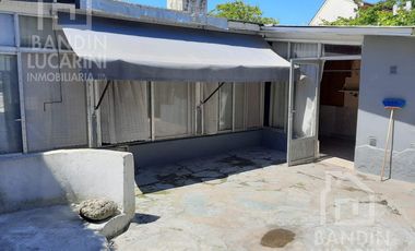 Casa en Berazategui en Venta 4 Ambientes Zona Estación de Berazategui. Bajó de precio.