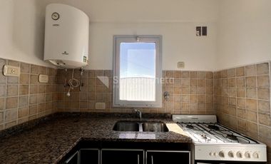Venta departamento semipiso 1 ambiente en Moron. (5º)