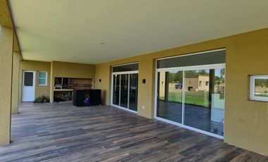 Casa en Estancia La Macarena