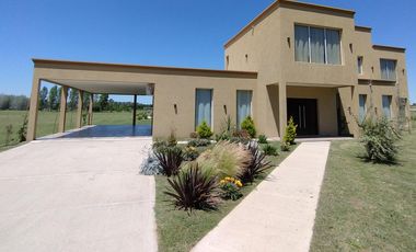 Casa en Estancia La Macarena