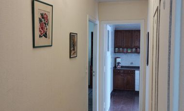 Amplia casa en  venta en Ramón Falcón 3300, Flores