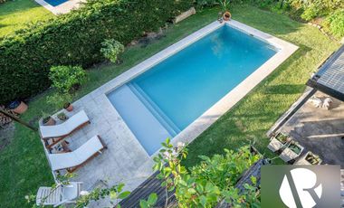 Venta Casa en Country Los Cardales con Pileta!