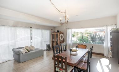 Venta Casa en Country Los Cardales con Pileta!