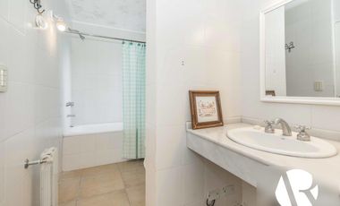 Venta Casa en Country Los Cardales con Pileta!