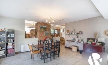 Venta Casa en Country Los Cardales con Pileta!