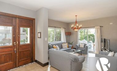 Venta Casa en Country Los Cardales con Pileta!