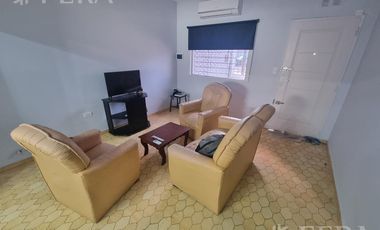 Venta de Casa 3 ambientes con cochera y patio en Florencio Varela