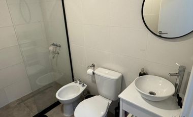 Departamento de 1 dormitorio amoblado y con cochera