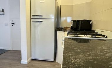 Departamento de 1 dormitorio amoblado y con cochera