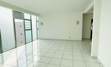 GRAN OPORTUNIDA DE INVERSION, IMPECABLE DEPARTAMENTO EN VENTA EN CIMA ESMERALDA