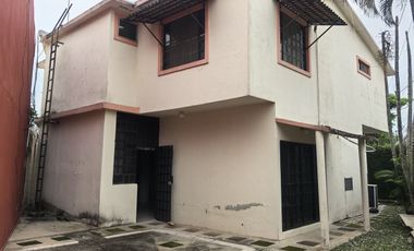CASA EN VENTA EN VILLAHERMOSA