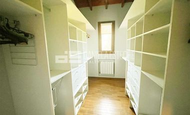 Casa en  La Peregrina