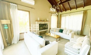 Casa en  La Peregrina
