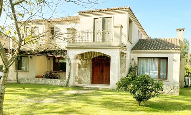 Casa en  La Peregrina