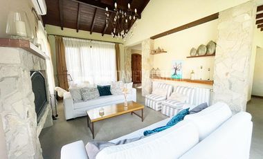 Casa en  La Peregrina