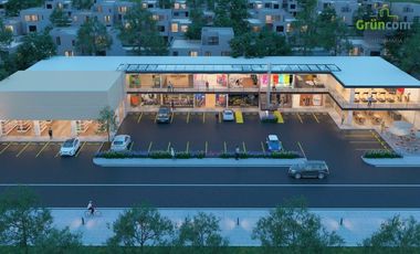 Local comercial en Plaza Santa María Tequepexpan