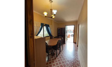 Casa dos dormitorios todo los servicios