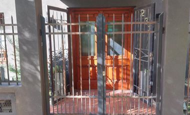 VENTA CASA 4 AMBIENTES MORENO
