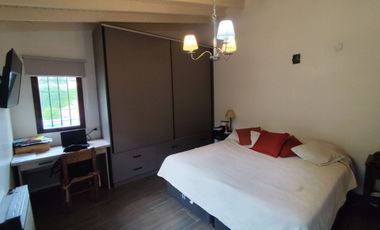 VENTA CASA 4 AMBIENTES MORENO