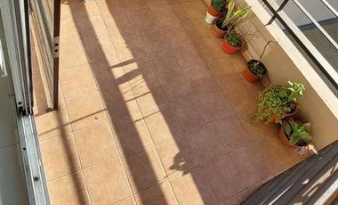 DEPTARTAMENTO AMBIENTE Y MEDIO (45m2)- CON COCHERA- ZONA PLAZA CONESA QUILMES APTO CREDITO