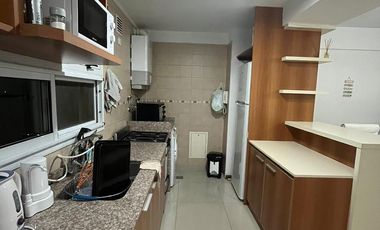 DEPTARTAMENTO AMBIENTE Y MEDIO (45m2)- CON COCHERA- ZONA PLAZA CONESA QUILMES APTO CREDITO