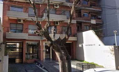 DEPTARTAMENTO AMBIENTE Y MEDIO (45m2)- CON COCHERA- ZONA PLAZA CONESA QUILMES APTO CREDITO
