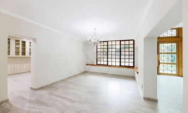 Casa en venta en San Angel Inn